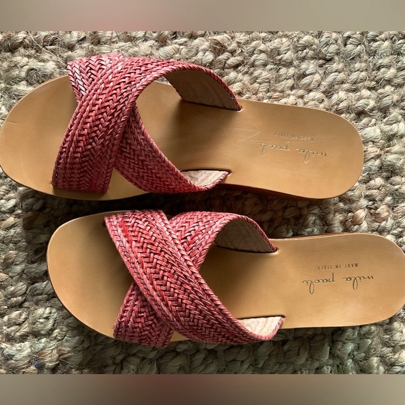 MILA PAOLI coral red slide sandals, Sz 8 - Picture 2 of 5